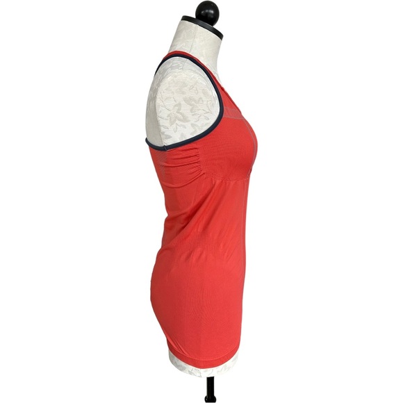 Sweaty Betty Racerback Seamless Tank Back Zipper Pocket Size Medium - Picture 9 of 16